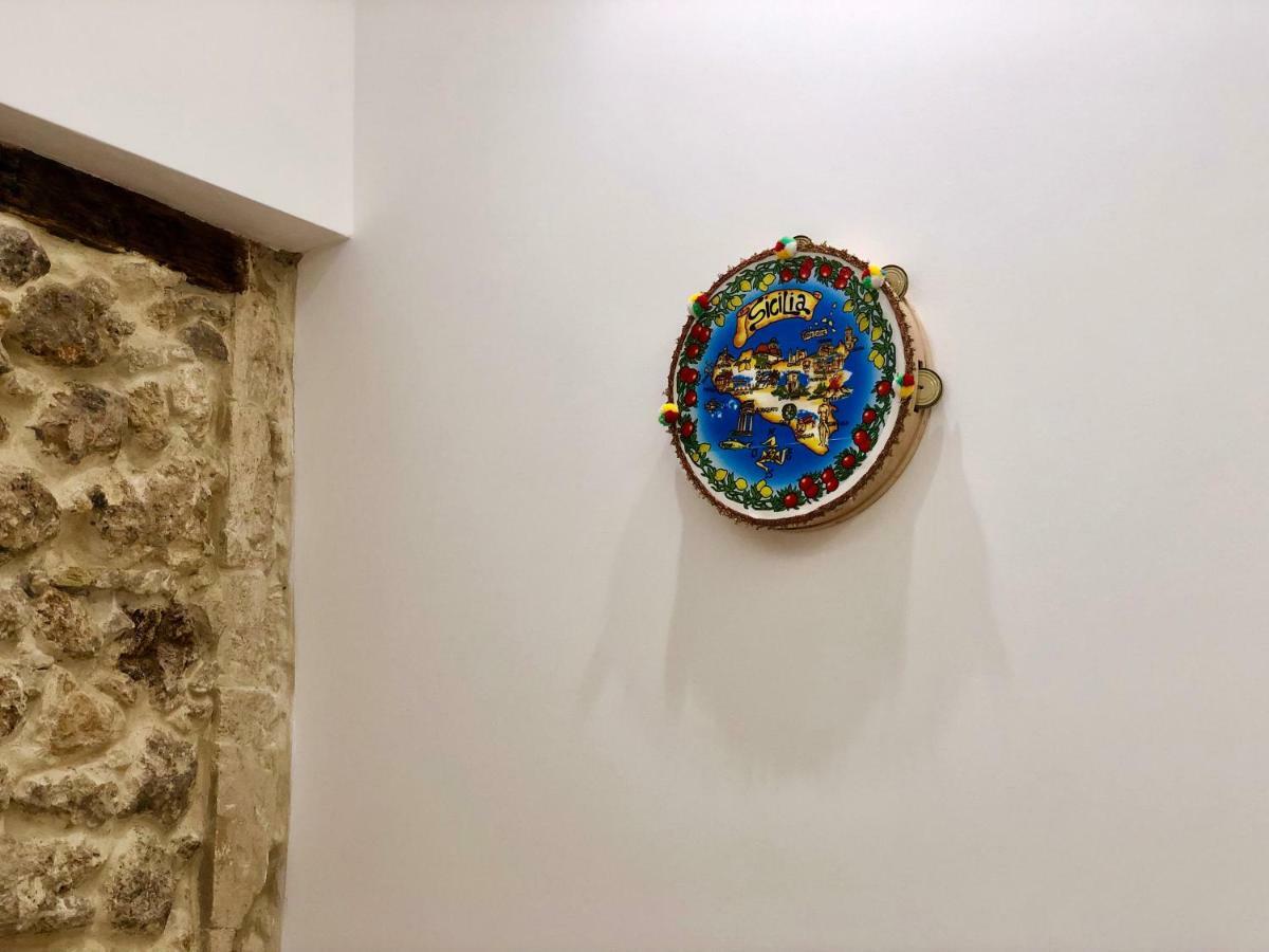 锡拉库扎Nesh House公寓 外观 照片